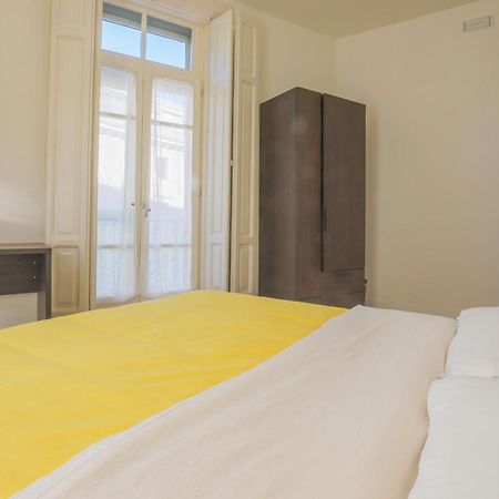 B&B Salerno Centrale Bagian luar foto